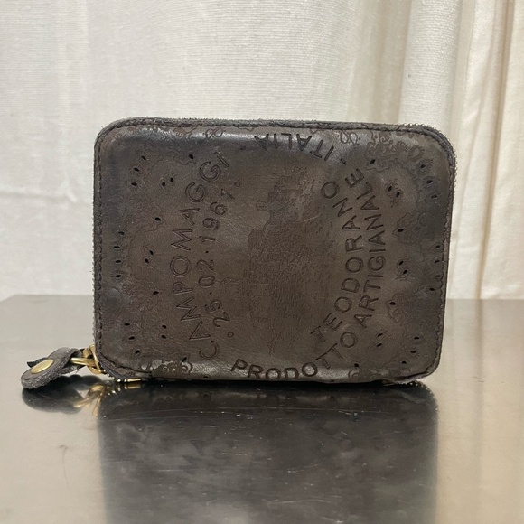 Campomaggi Lazer Cut Wallet in Grigio - Picture 1 of 3